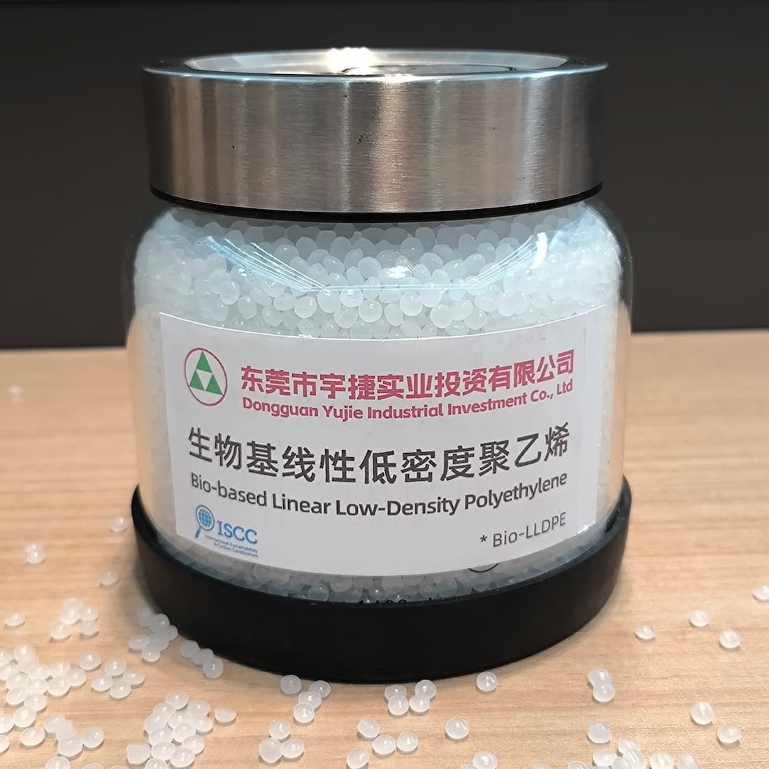 Bio-based LLDPE nature color